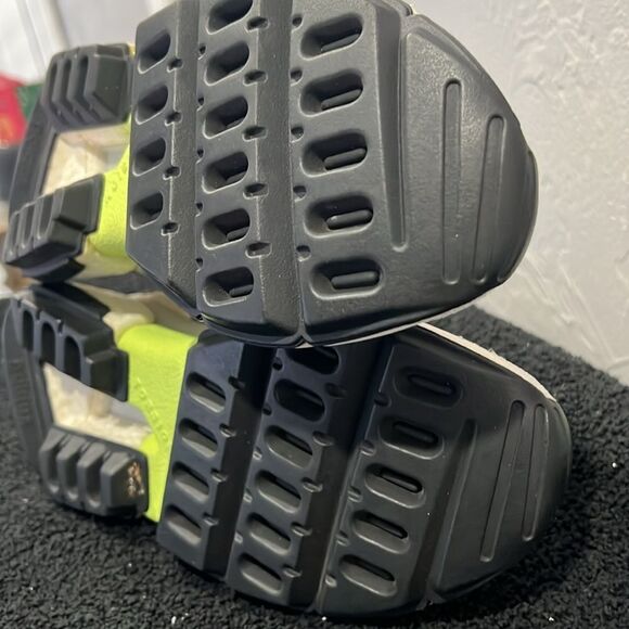 🔥🔥 ADIDAS P.O.D. S3.2 ML Shoes White Hi-Res Yellow Men Sz 8 - EUC - Very RARE! - Picture 12 of 14